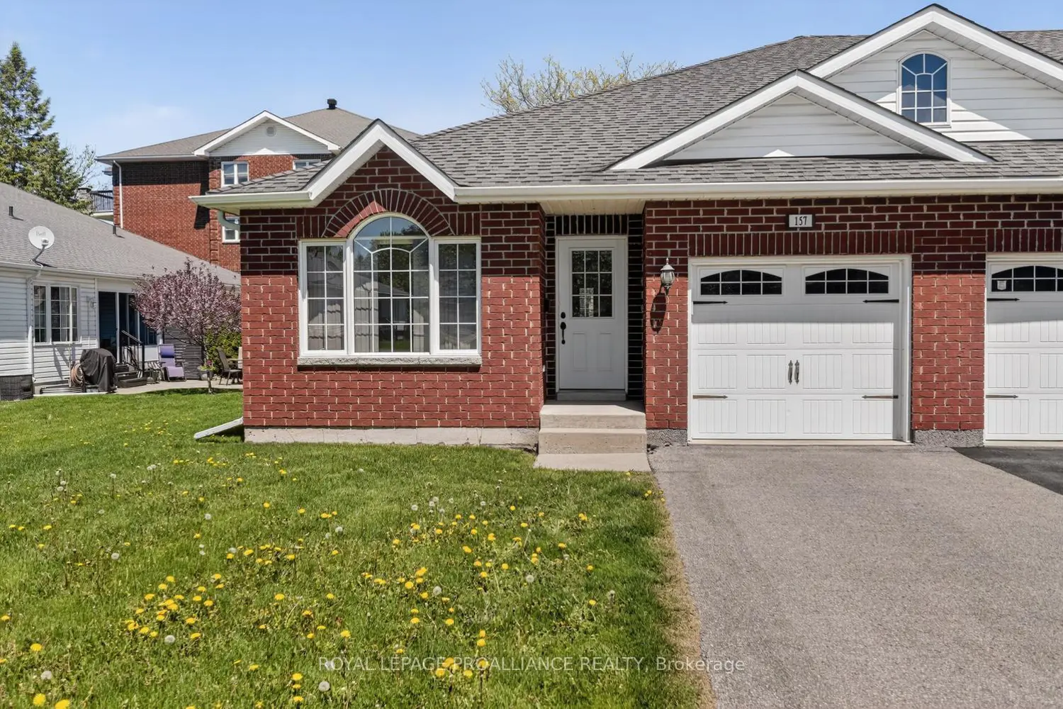 157 Steacy Gardens