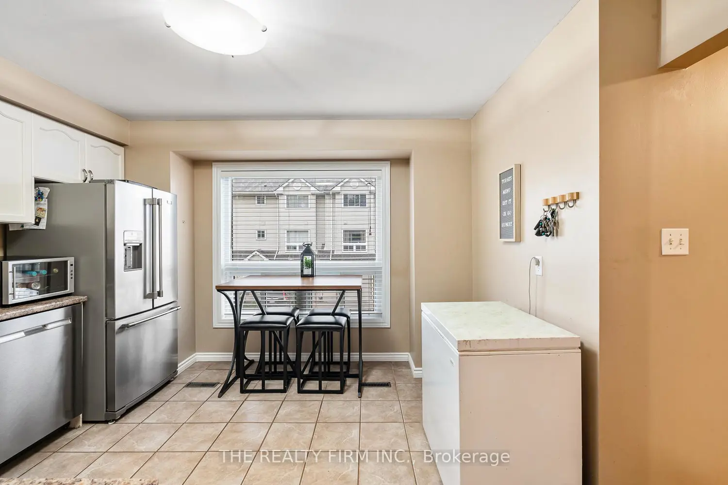 Additional image 6 of 1990 Wavell Street 67