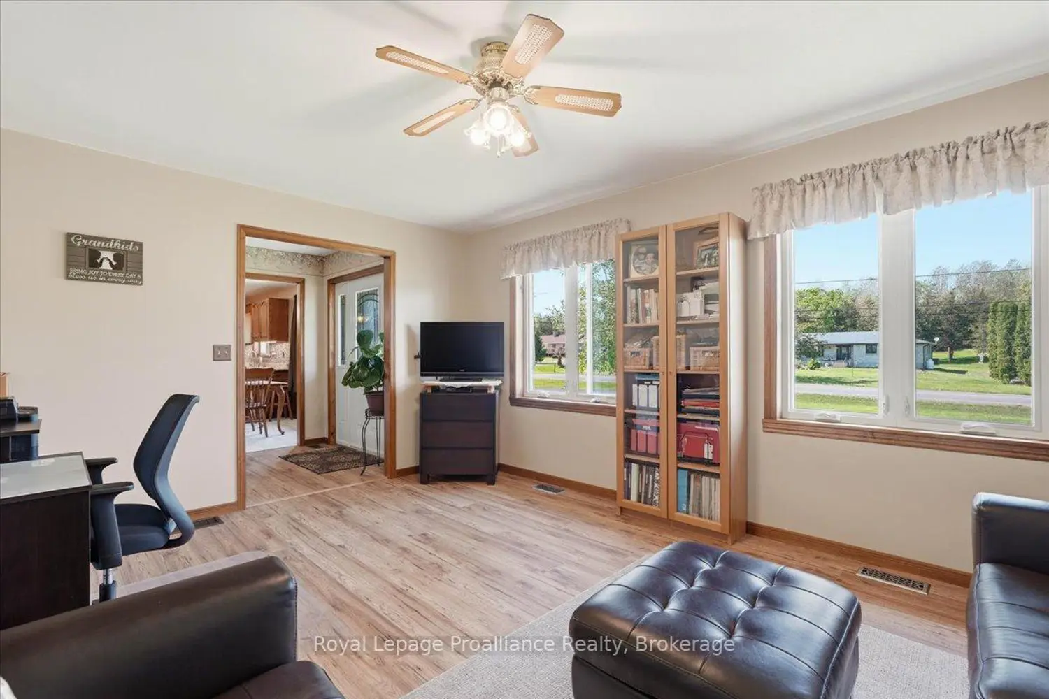 330 Thrasher Road photo 5
