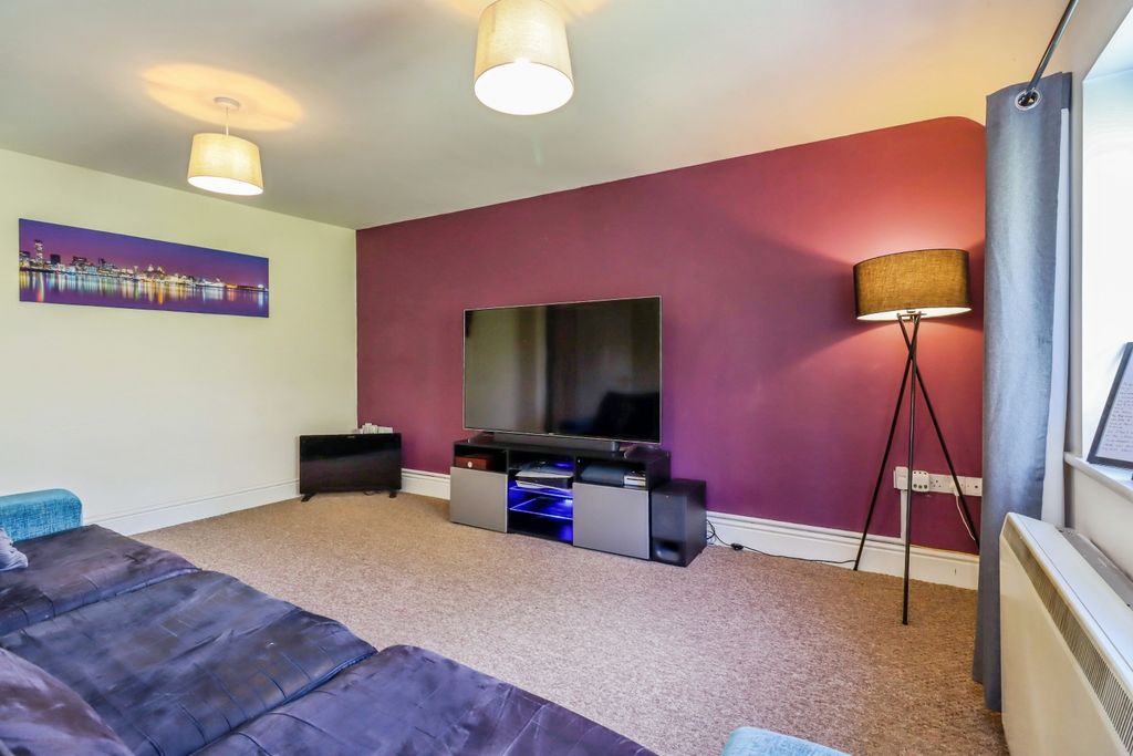 Additional image 3 of 2 bed flat for saleNewtown Road, Whitchurch SY13