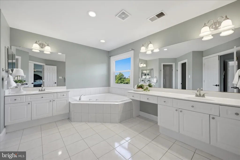 Additional image 35 of 301 Shiloh Place SE, Leesburg, VA 20175