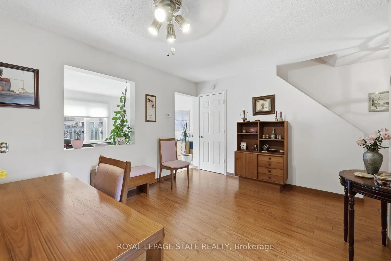 299 Limeridge Road 21 photo 5