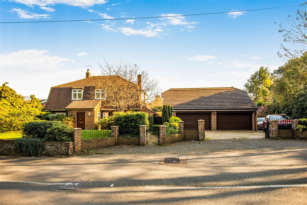 Additional image 31 of 4 bed detached house for saleTite Hill, Egham, Surrey TW20