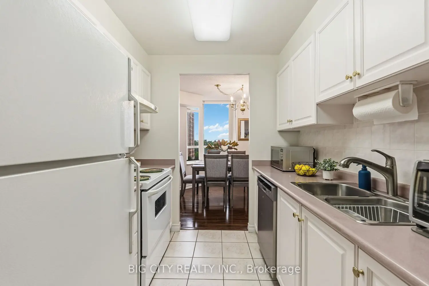Additional image 10 of 1883 Mcnicoll Avenue 703