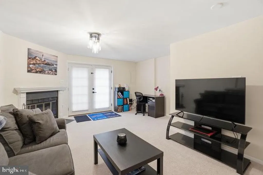 Additional image 7 of 6320 Chimney Wood Court, Alexandria, VA 22306