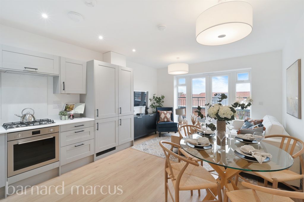 Additional image 11 of 2 bed flat for saleRuxley Lane, Epsom KT19