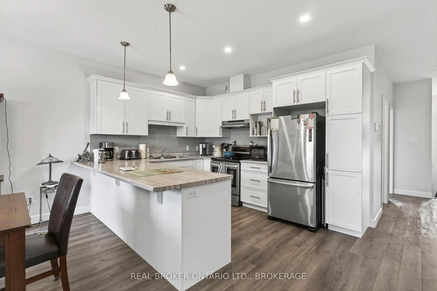 Additional image 6 of 250 Lourdes Avenue
