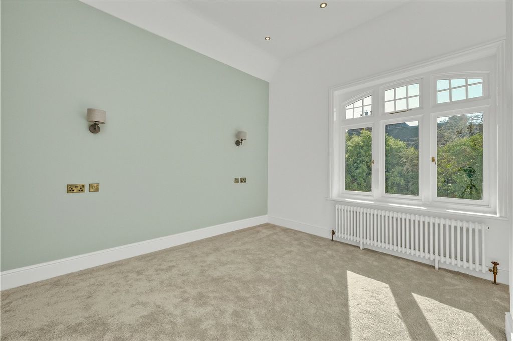 Additional image 14 of 6 bed detached house for saleBeauchamp Road, East Molesey, Surrey KT8
