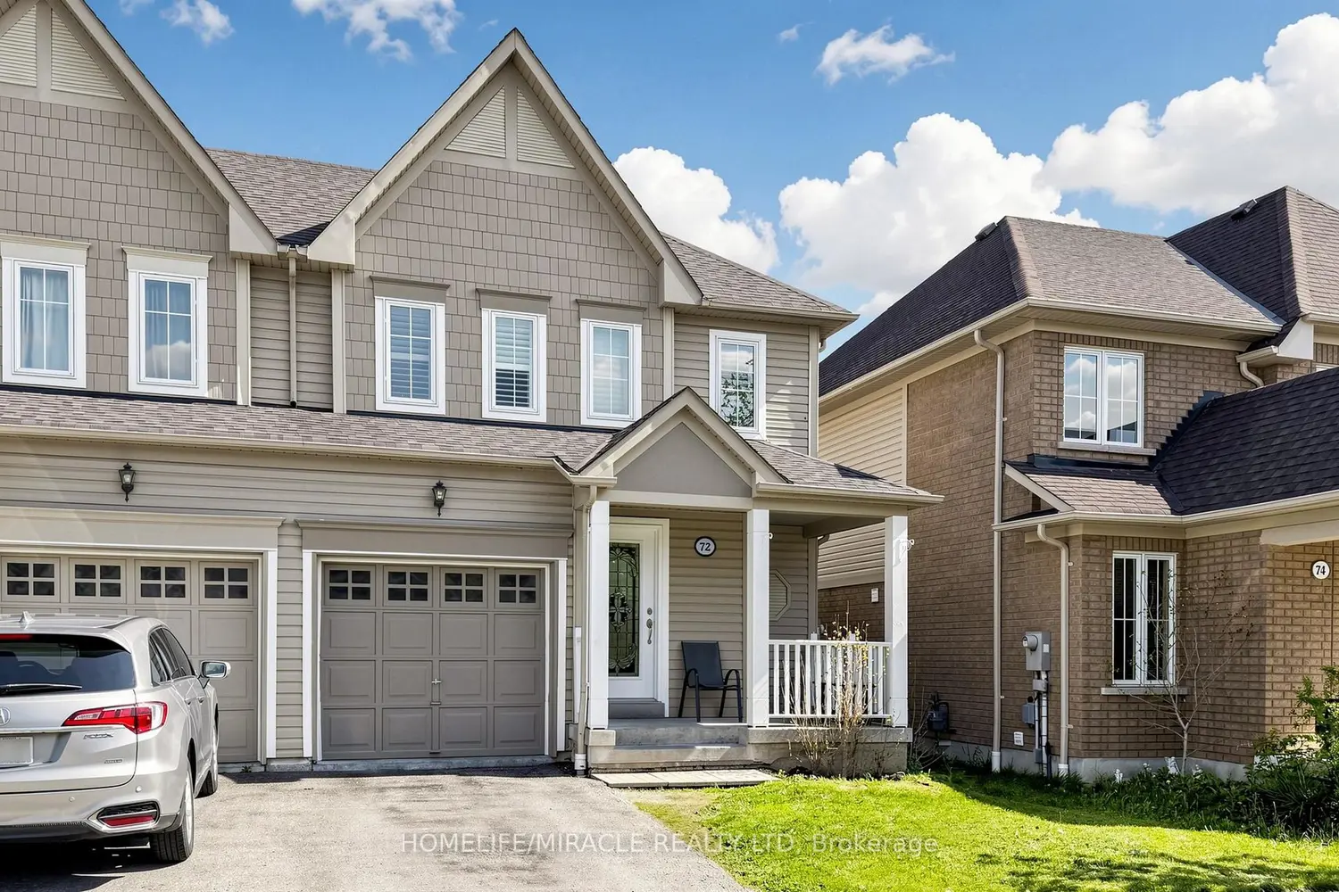 72 Boyd Crescent photo 3