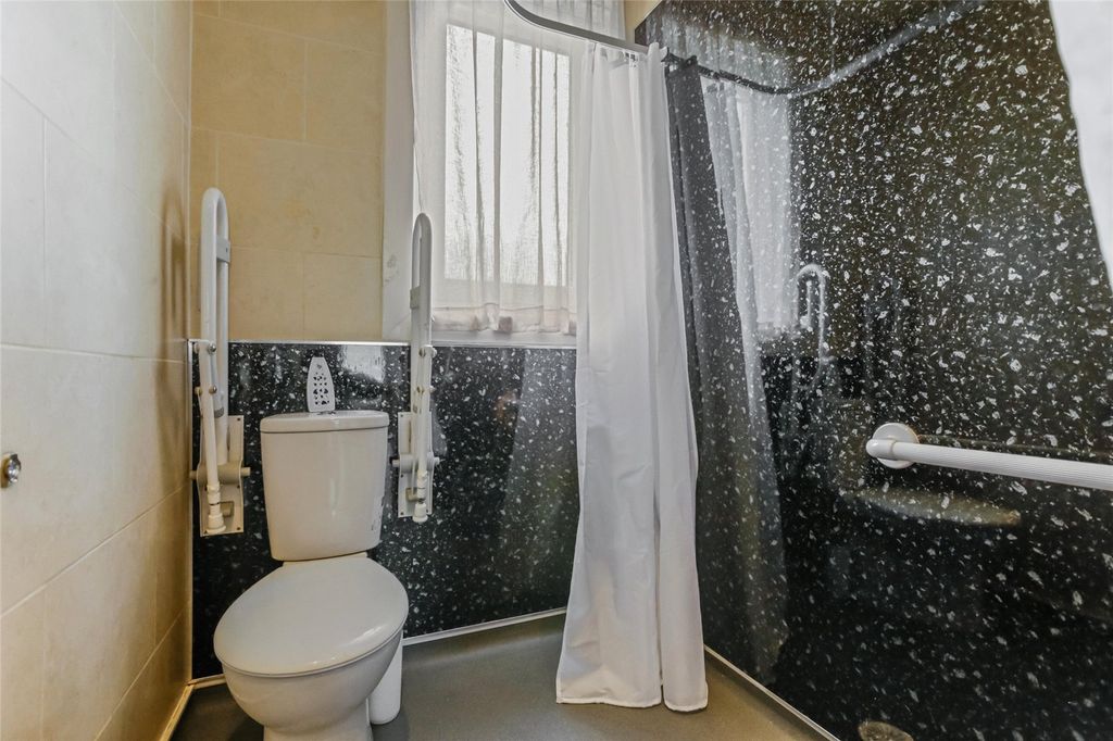 Additional image 17 of 2 bed flat for saleBannockburn Road, Stirling, Stirlingshire FK7
