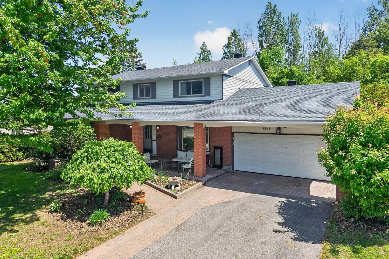 1243 Plante Drive photo 2