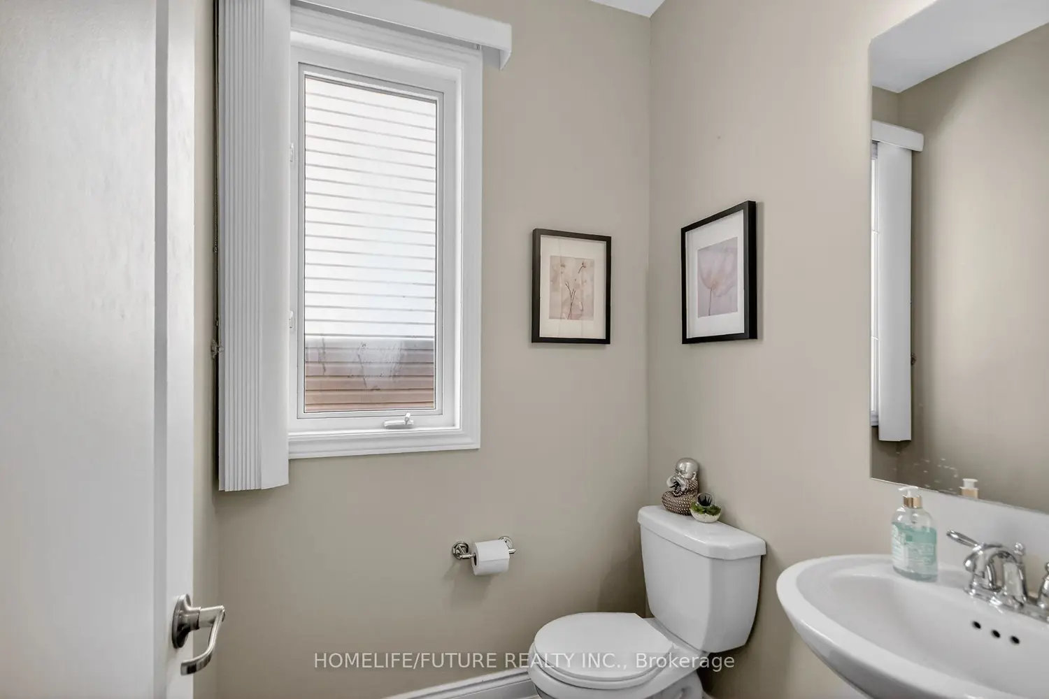 Additional image 9 of 644 Dundonald Drive