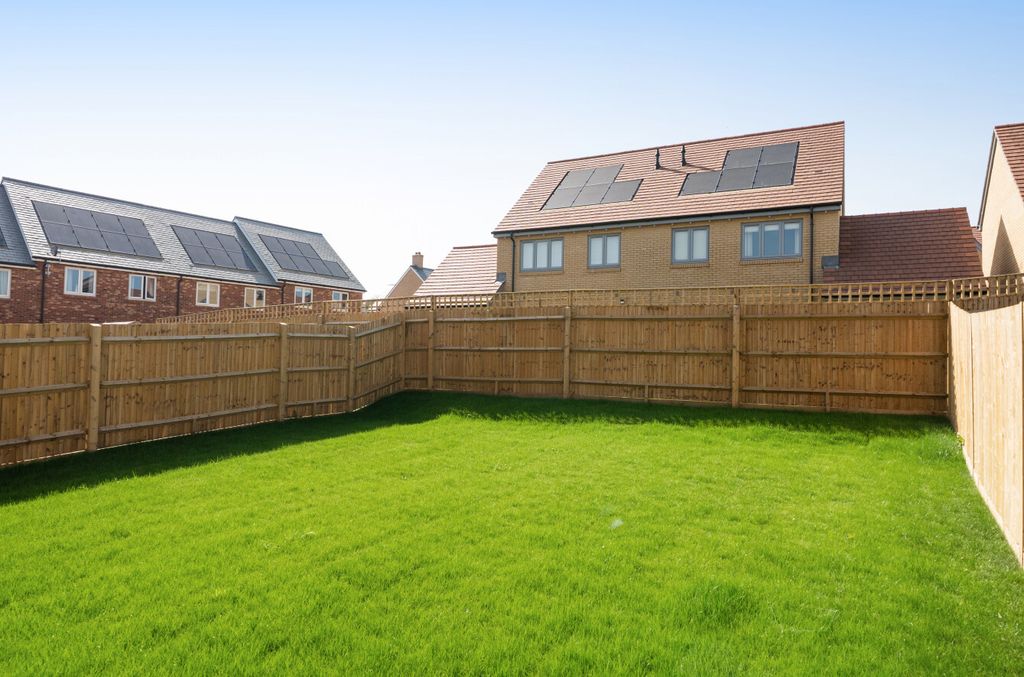Additional image 8 of 4 bed semi-detached house for saleHeritage Place, North Stoneham Park, North Stoneham, Eastleigh SO50