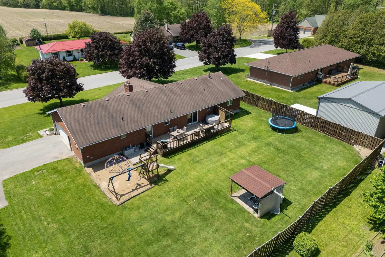 8 Causyn Avenue photo 4