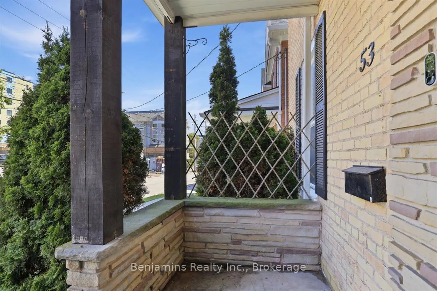 53 Eby Street photo 4