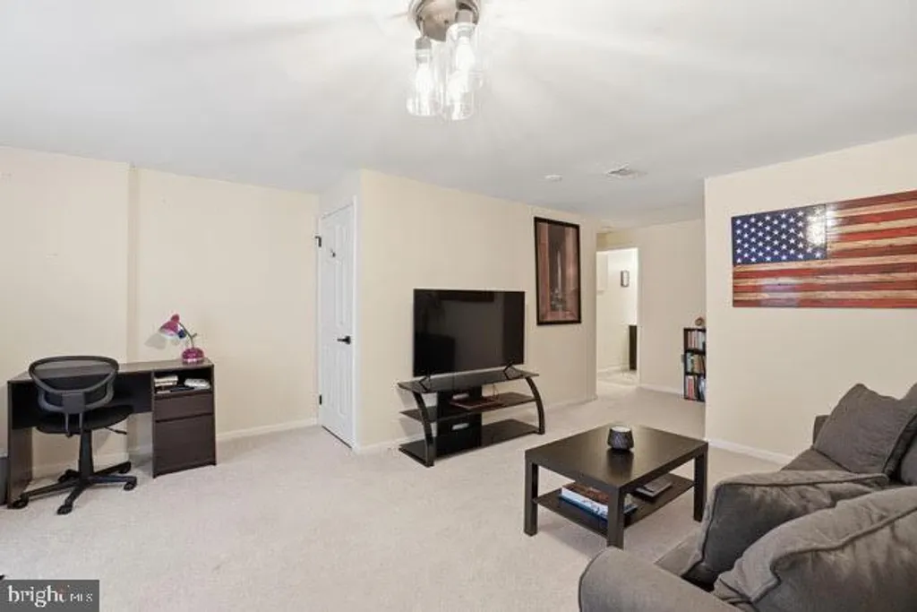 Additional image 6 of 6320 Chimney Wood Court, Alexandria, VA 22306