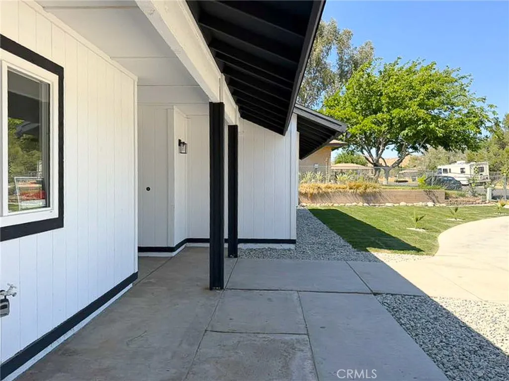 39125 162nd Street E, Palmdale, CA 93591 photo 2