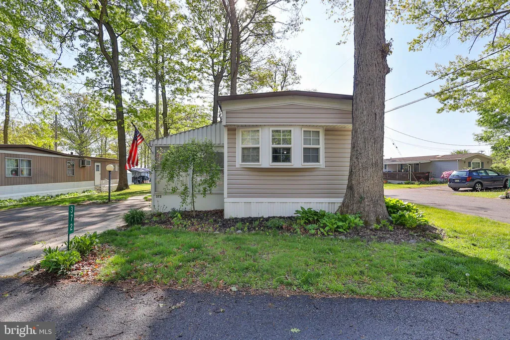 372 Black Oak Lane, Bath, PA 18014