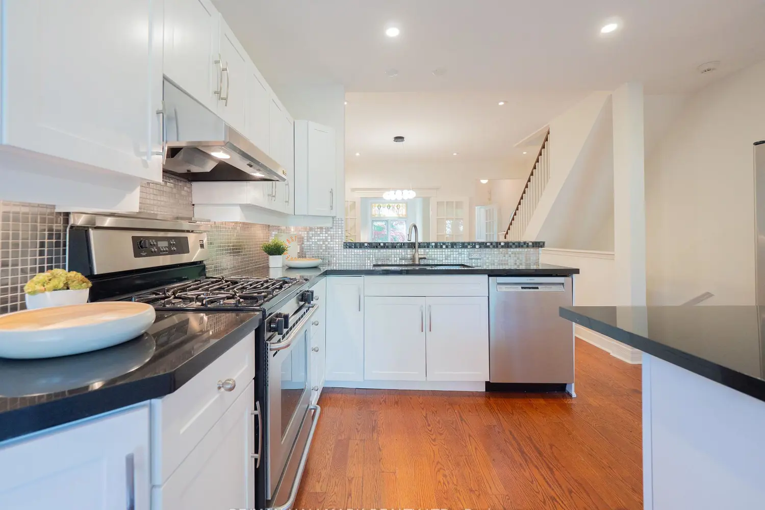 Additional image 6 of 4 Albemarle Avenue