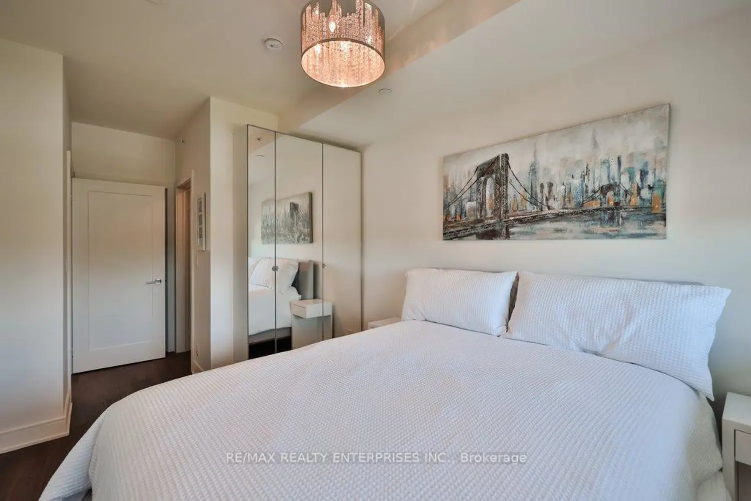 Additional image 13 of 1575 Lakeshore Road 222