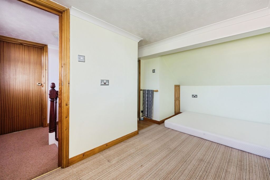 Additional image 20 of 3 bed end terrace house for saleMonks Way, Eastleigh SO50