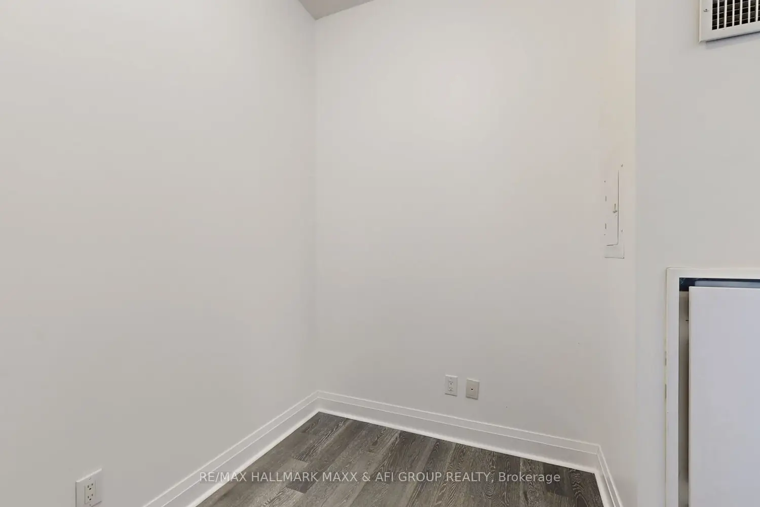 Additional image 7 of 399 Spring Garden Avenue 617