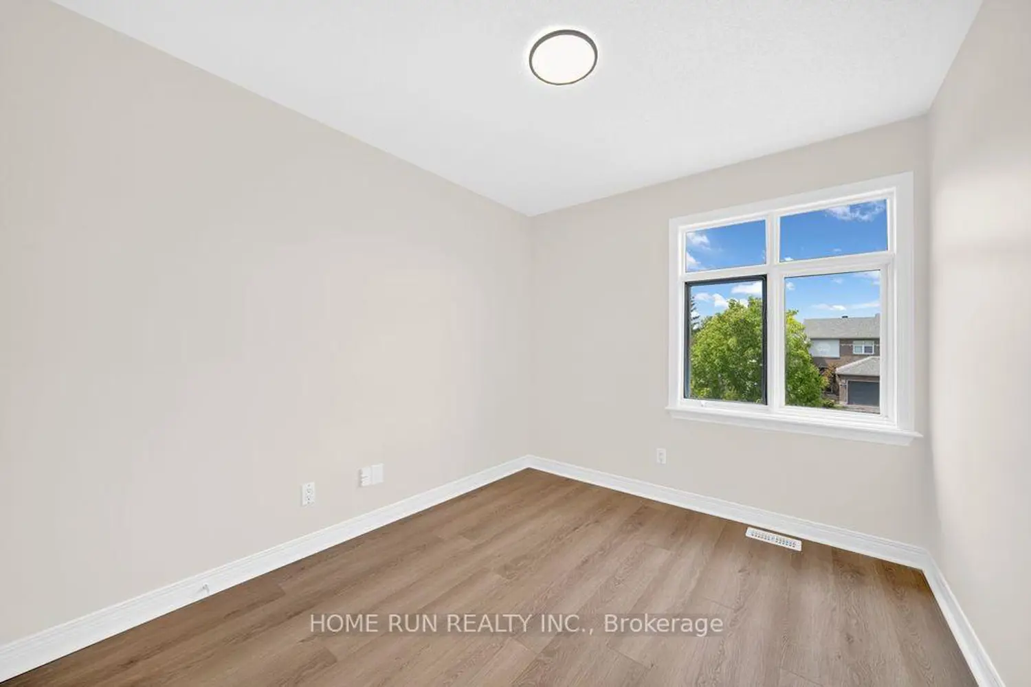 Additional image 7 of 102 Kimberwick Crescent