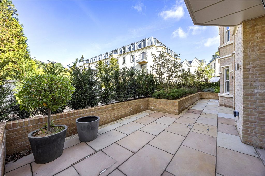 Additional image 3 of 2 bed flat for saleThe Percy, Magna Carta Park, Coopers Hill Lane, Englefield Green Egham, Surrey TW20