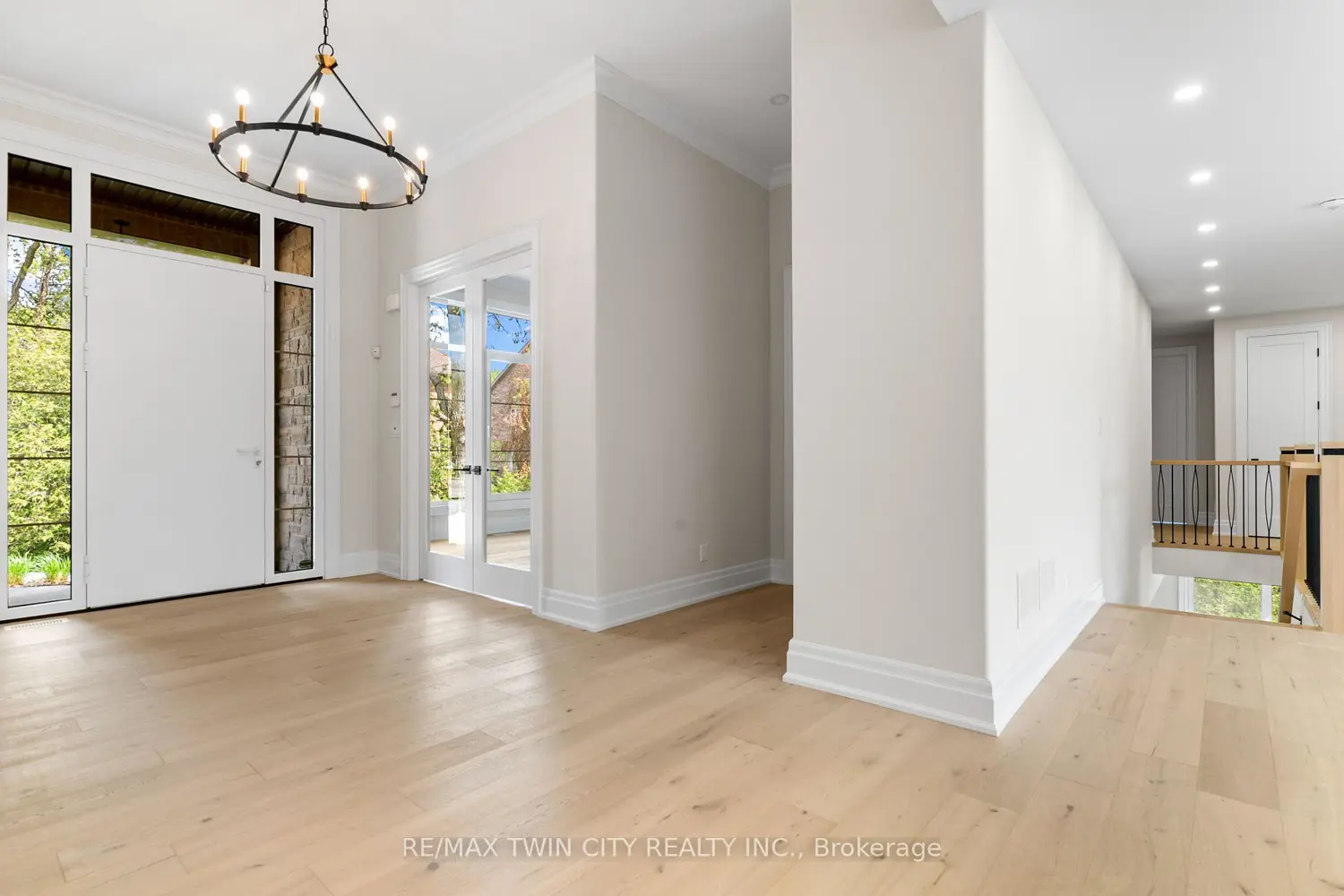 60 River Run Place photo 4