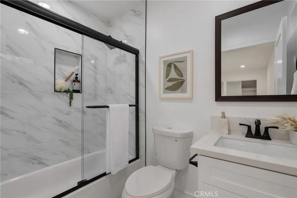 Additional image 18 of 2708 S Cochran Street, Los Angeles, CA 90016