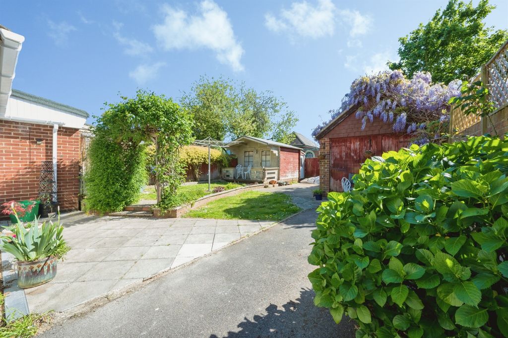 Additional image 11 of 3 bed end terrace house for saleMonks Way, Eastleigh SO50