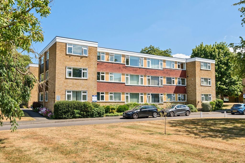 Additional image 19 of 3 bed flat for saleAvenue Road, Epsom KT18