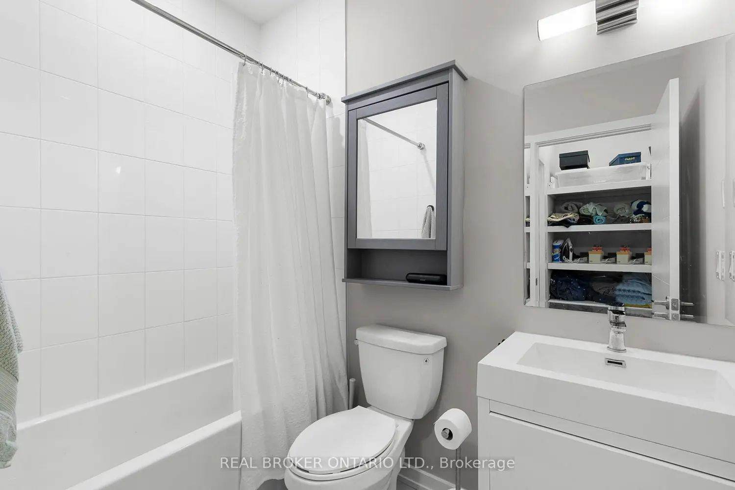 Additional image 13 of 21 Matchedash Street 204