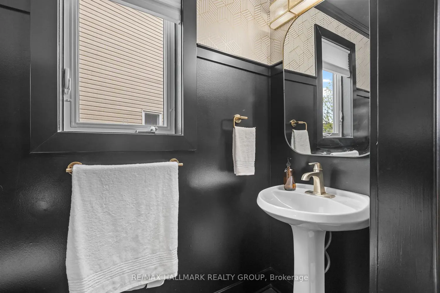 2106 Liska Street photo 2