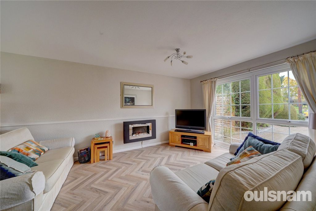 Additional image 8 of 3 bed semi-detached house for saleWest Park Drive, Droitwich, Worcestershire WR9