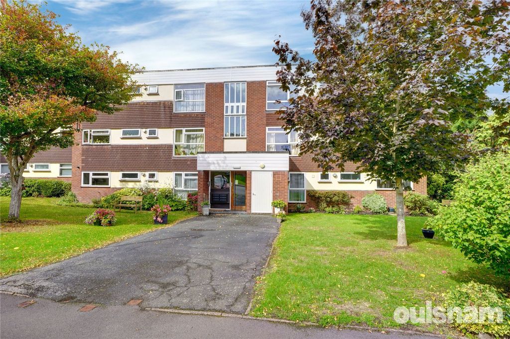 2 bed flat for saleCorbett Avenue, Droitwich, Worcestershire WR9