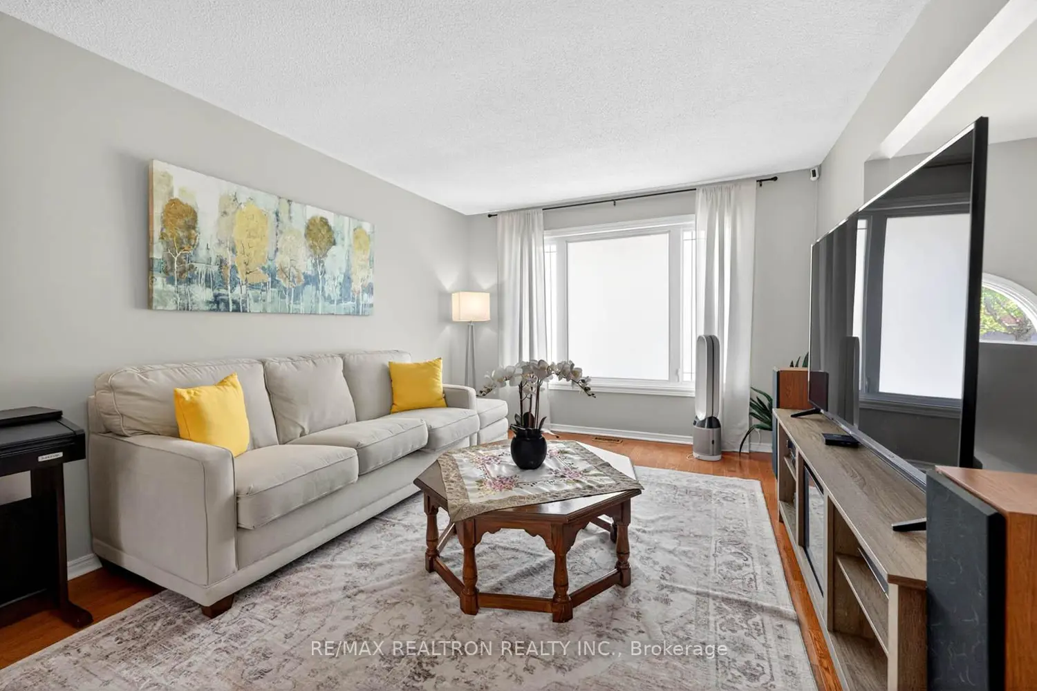 18 Castille Crescent photo 5