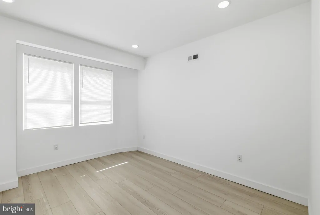 Additional image 12 of 1023 W Orleans Street, Philadelphia, PA 19133