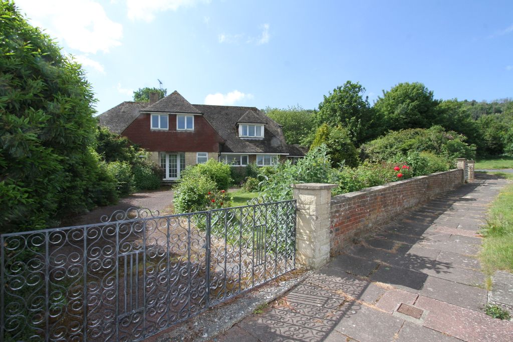 4 bed detached house for saleFairway Close, Eastbourne BN20