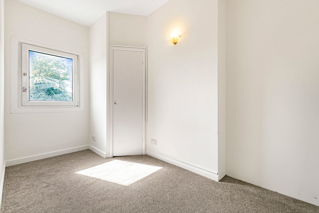 Additional image 22 of 6 bed semi-detached house for saleManorcrofts Road, Egham, Surrey TW20
