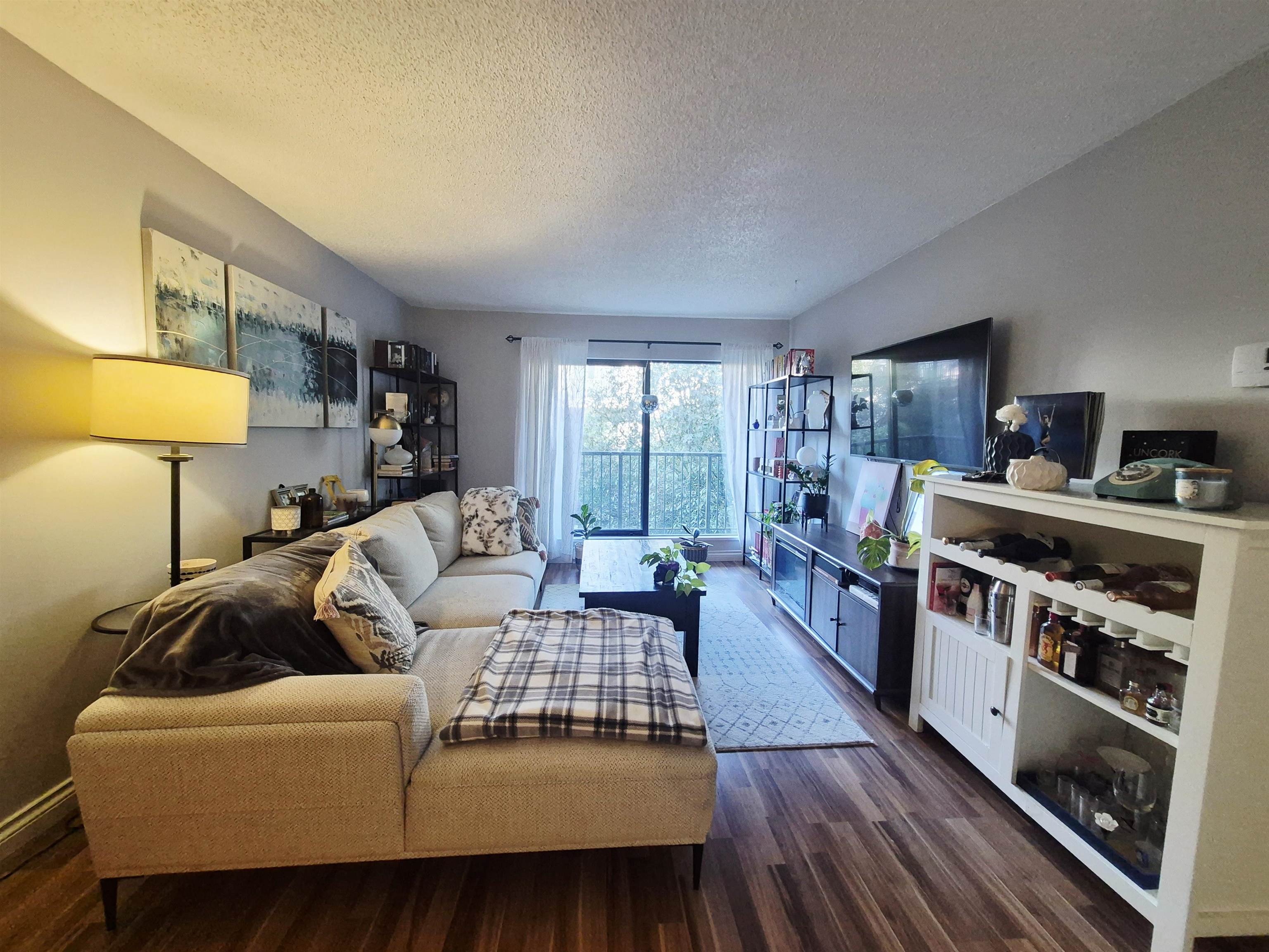 6931 Cooney Road, Richmond, BC, V6Y 2J9