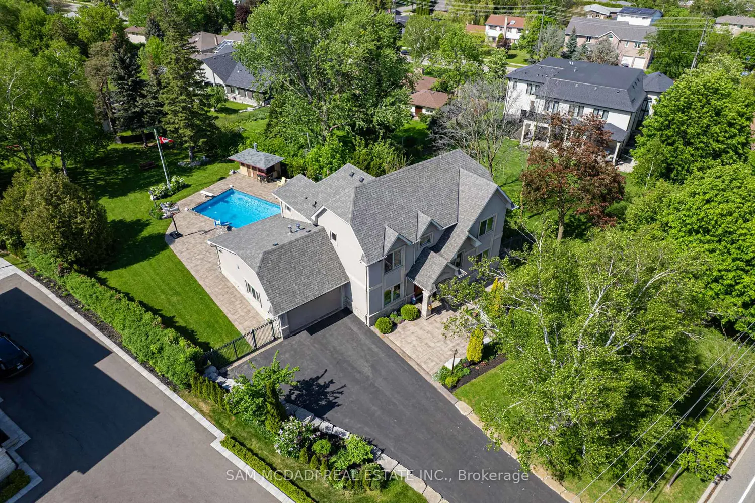 Additional image 16 of 2411 Thorn Lodge Drive