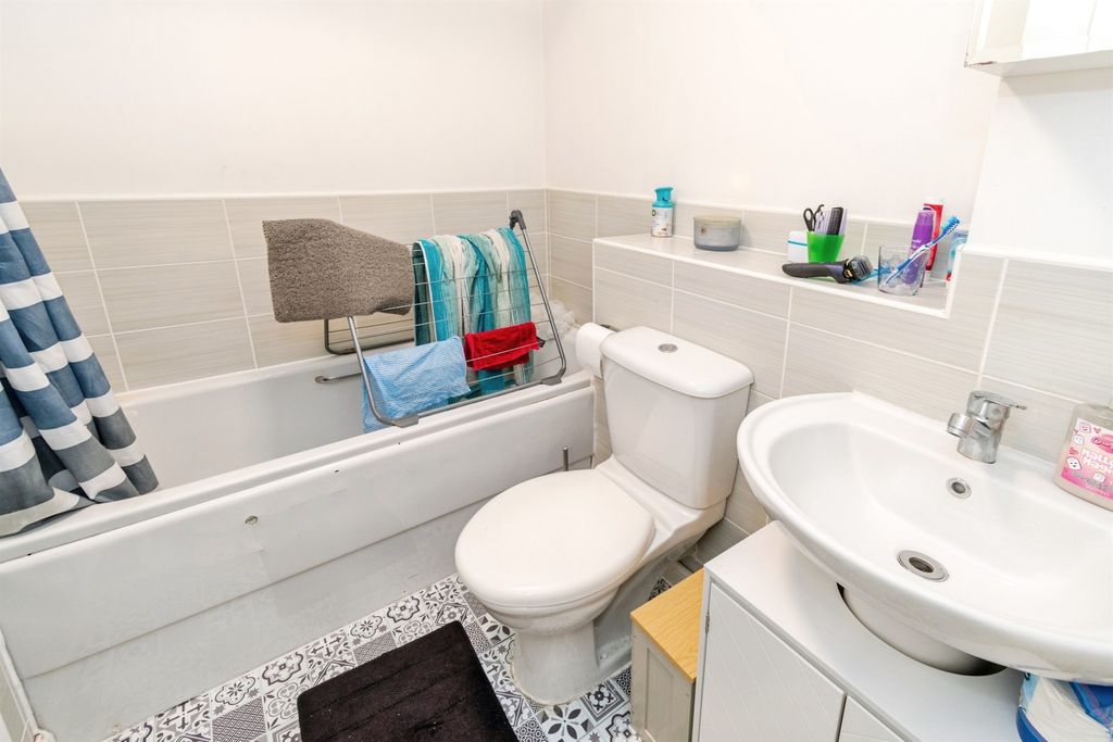 Additional image 15 of 3 bed property for saleSouth Street, Eastleigh SO50