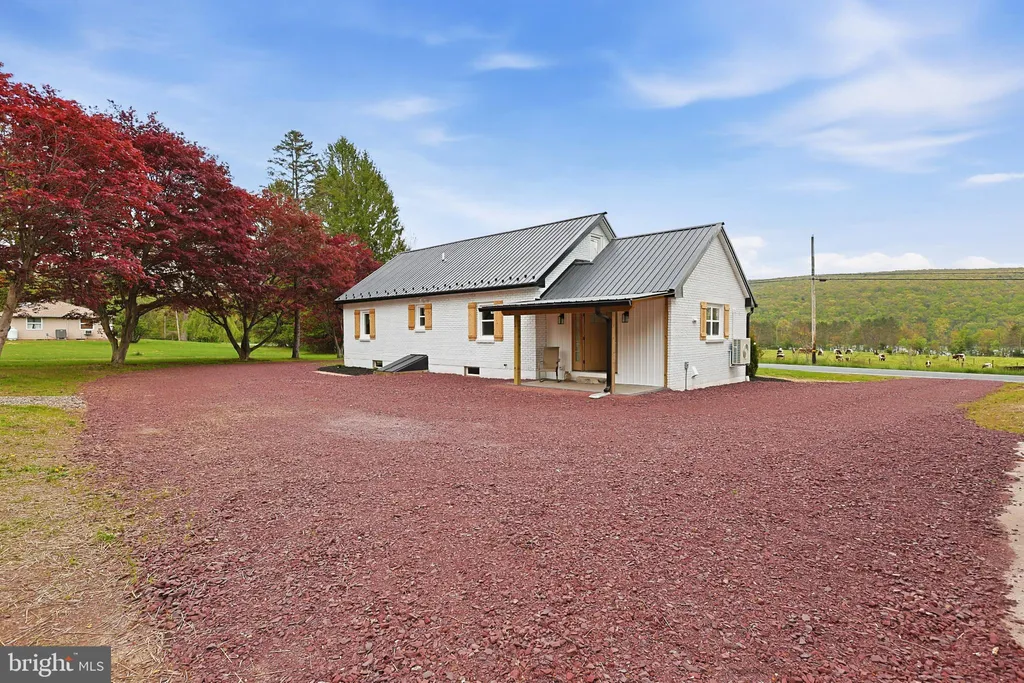 Additional image 9 of 121 Ben Titus Road, Tamaqua, PA 18252