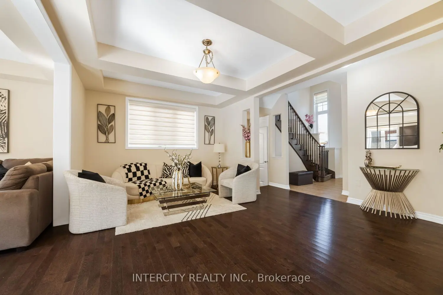 Additional image 4 of 19 Enford Crescent