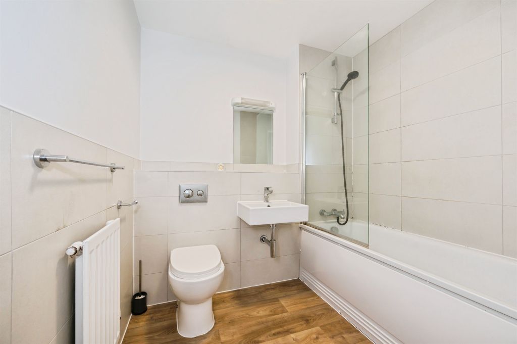 Additional image 7 of 2 bed flat for saleWeston Way, Eastleigh SO50