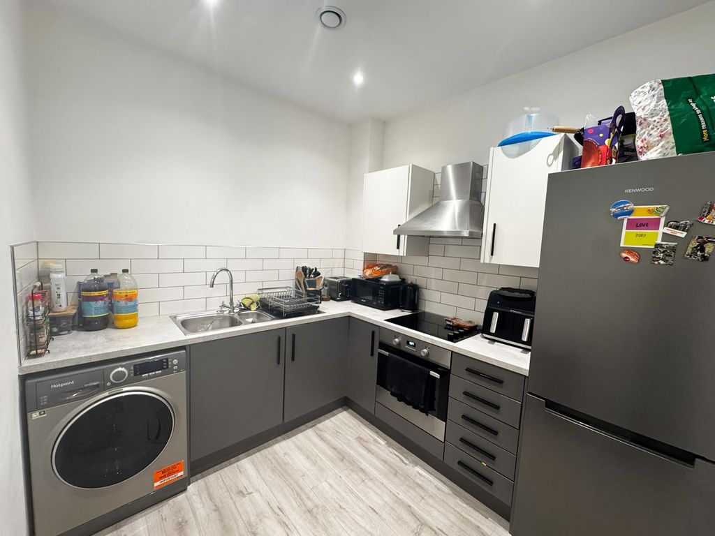 Additional image 5 of 1 bed flat for saleSteeple View Apartments, Steeple View Close, Hyde SK14