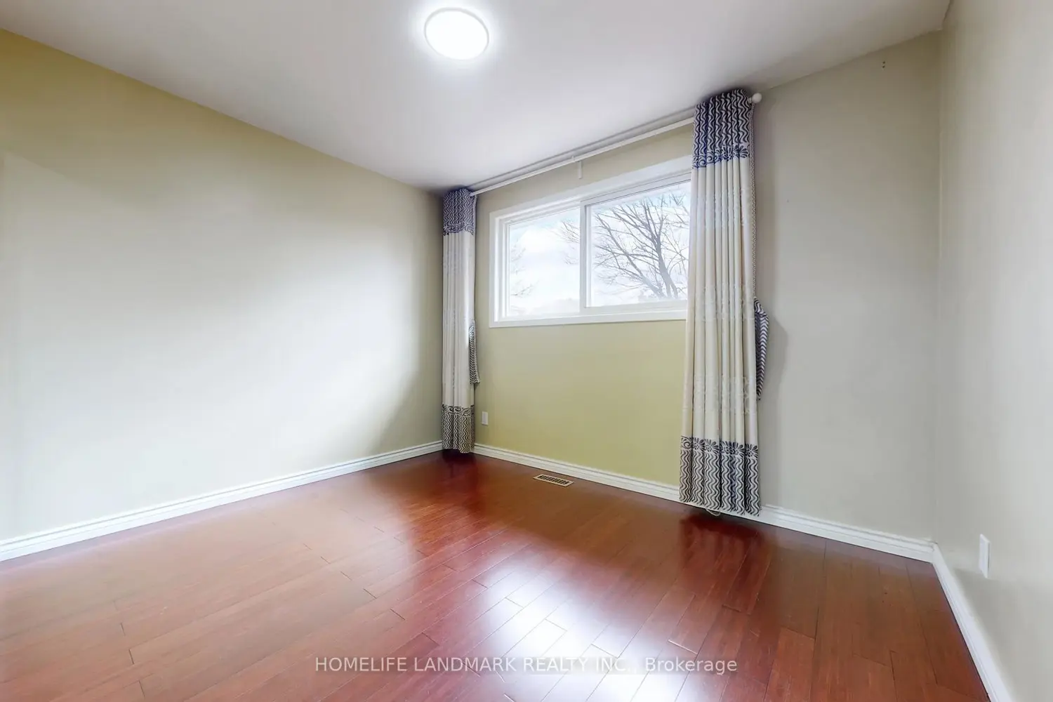 Additional image 8 of 225 Pineway Boulevard