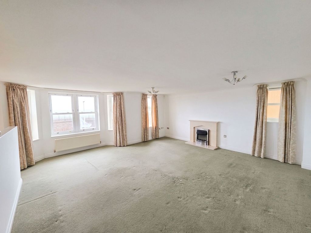 Additional image 9 of 2 bed flat for saleMarine Parade, Dawlish EX7