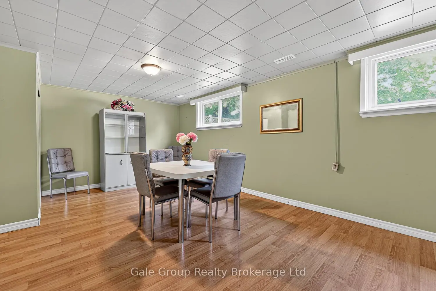 Additional image 5 of 308 Willowgrove Crescent